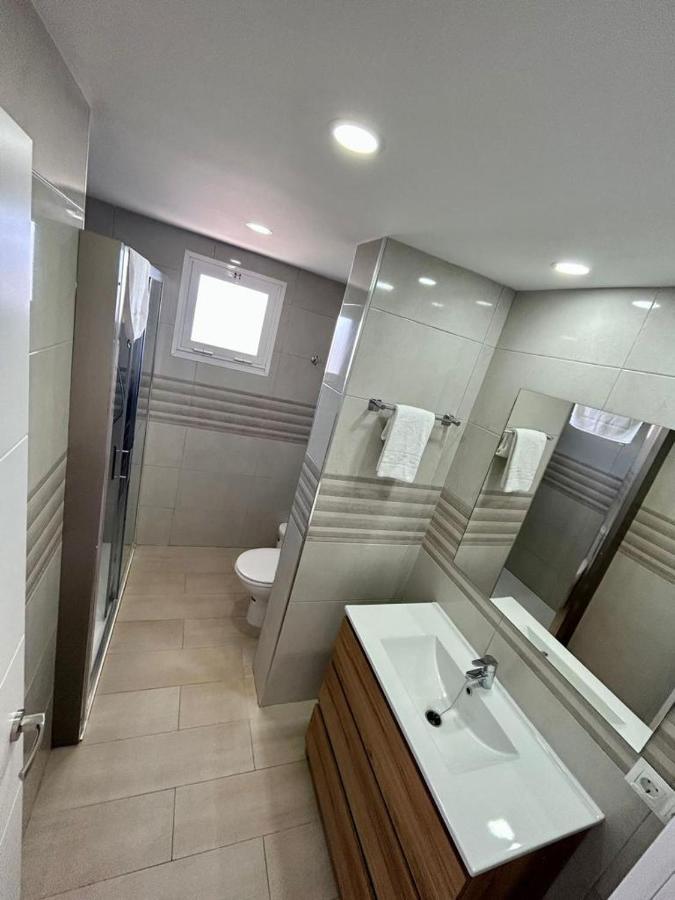 For A Stay Royal Center 살루 외부 사진