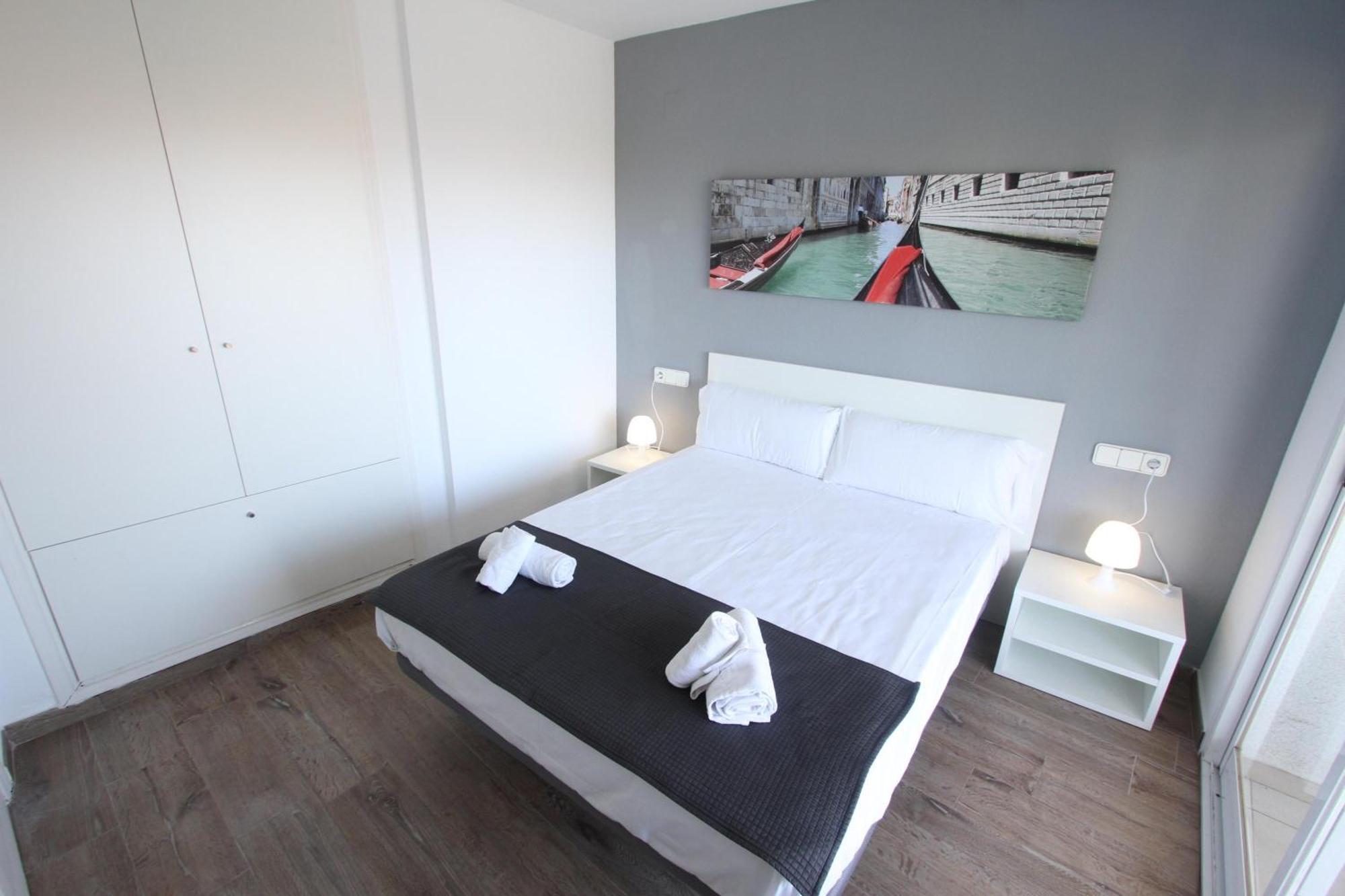 For A Stay Royal Center 살루 외부 사진