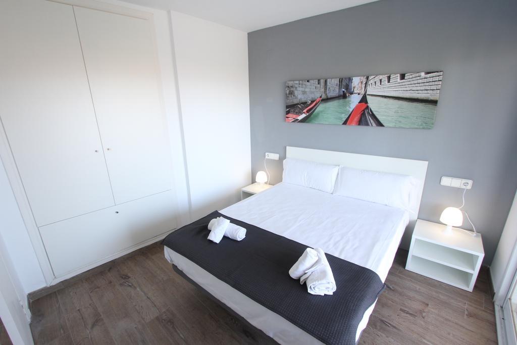 For A Stay Royal Center 살루 외부 사진